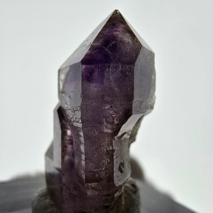 Rare spécimen de sceptre d'améthyste fantôme, Brandberg, Namibie, 25 x 15 x 10 mm 