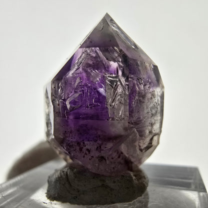 Améthyste fantôme rare, pointe de sceptre Brandberg, Namibie, 23 x 19 x 15 mm 