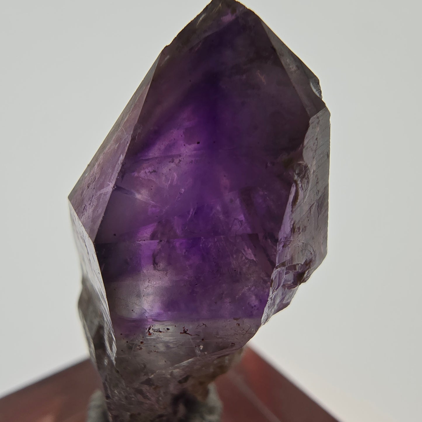Améthyste fantôme rare DT Scepter Point Brandberg, Namibie 37 x 20 x 16 mm 