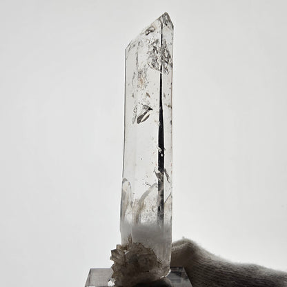 Sceptre en quartz fumé fantôme lémurien, poche Saint-Valentin, Namibie, 71 x 20 x 15 mm 