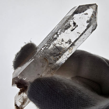 Sceptre de poche Saint-Valentin en quartz fumé fantôme squelette, Namibie, 73 x 17 x 15 mm 