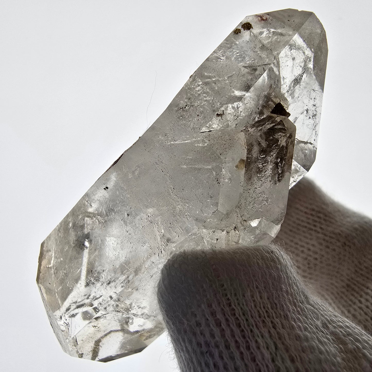 Sceptre fantôme squelette en quartz fumé DT, poche Saint-Valentin en calcite UV, Namibie 57 x 23 x 22 mm 