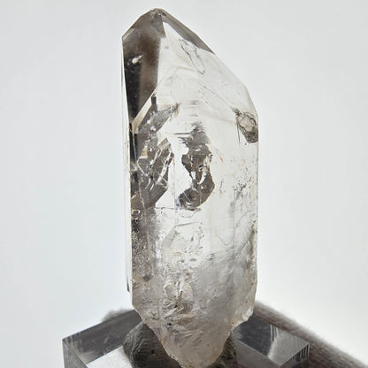 Sceptre de poche en quartz fumé fantôme squelette, Namibie, 57 x 25 x 18 mm 