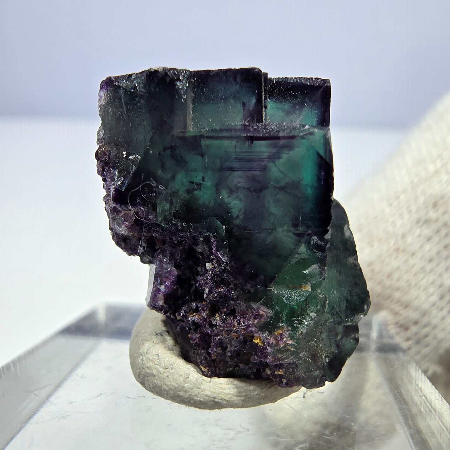 Spécimen rare de cube de fluorite fantôme, vert zonal et violet, Okorusu, Namibie, 24 x 16 x 17 mm 