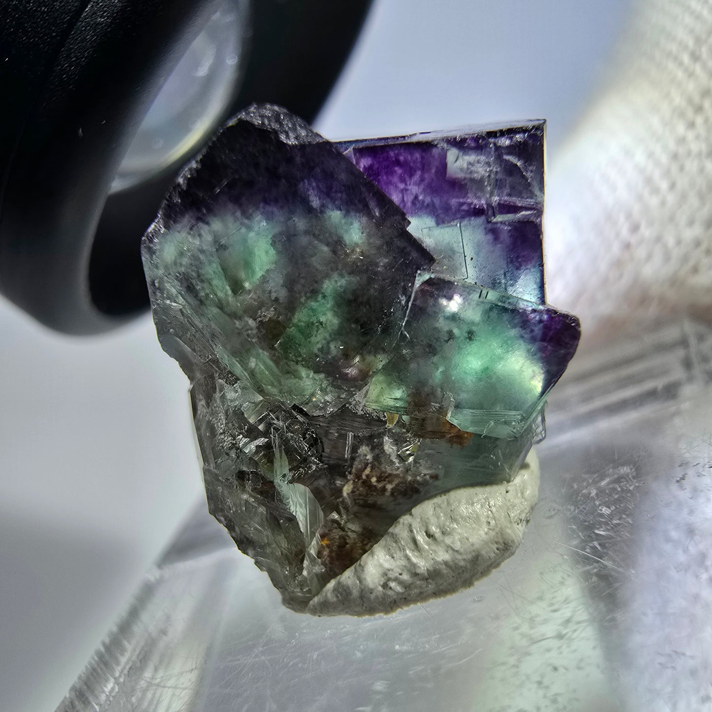 Spécimen rare de cube de fluorite fantôme, vert zonal et violet, Okorusu, Namibie, 17 x 14 x 15 mm 