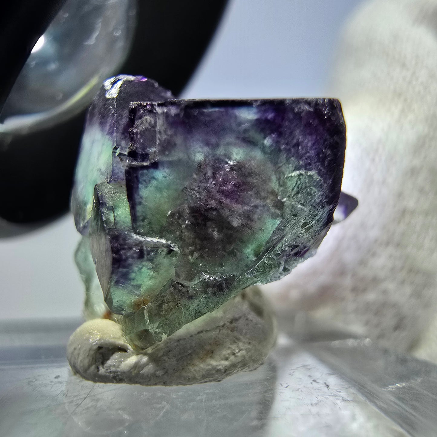 Spécimen rare de cube de fluorite fantôme, vert zonal et violet, Okorusu, Namibie, 17 x 14 x 15 mm 