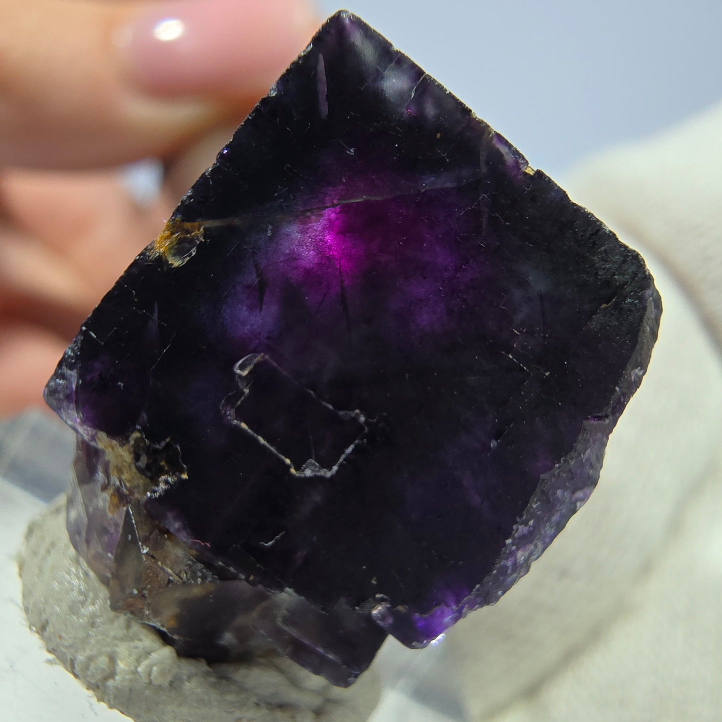 Seltene Phantom Fluorit Würfel Stufe zonal grün lila Okorusu, Namibia 27*25*15mm