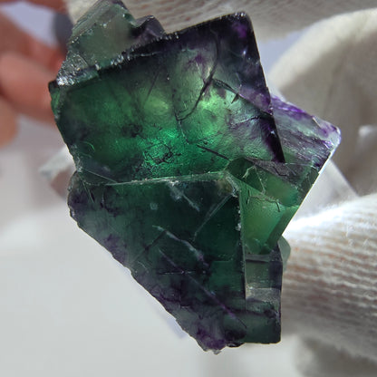 Spécimen rare de cube de fluorite fantôme, vert-violet zonal, Okorusu, Namibie, 32 x 20 x 17 mm 