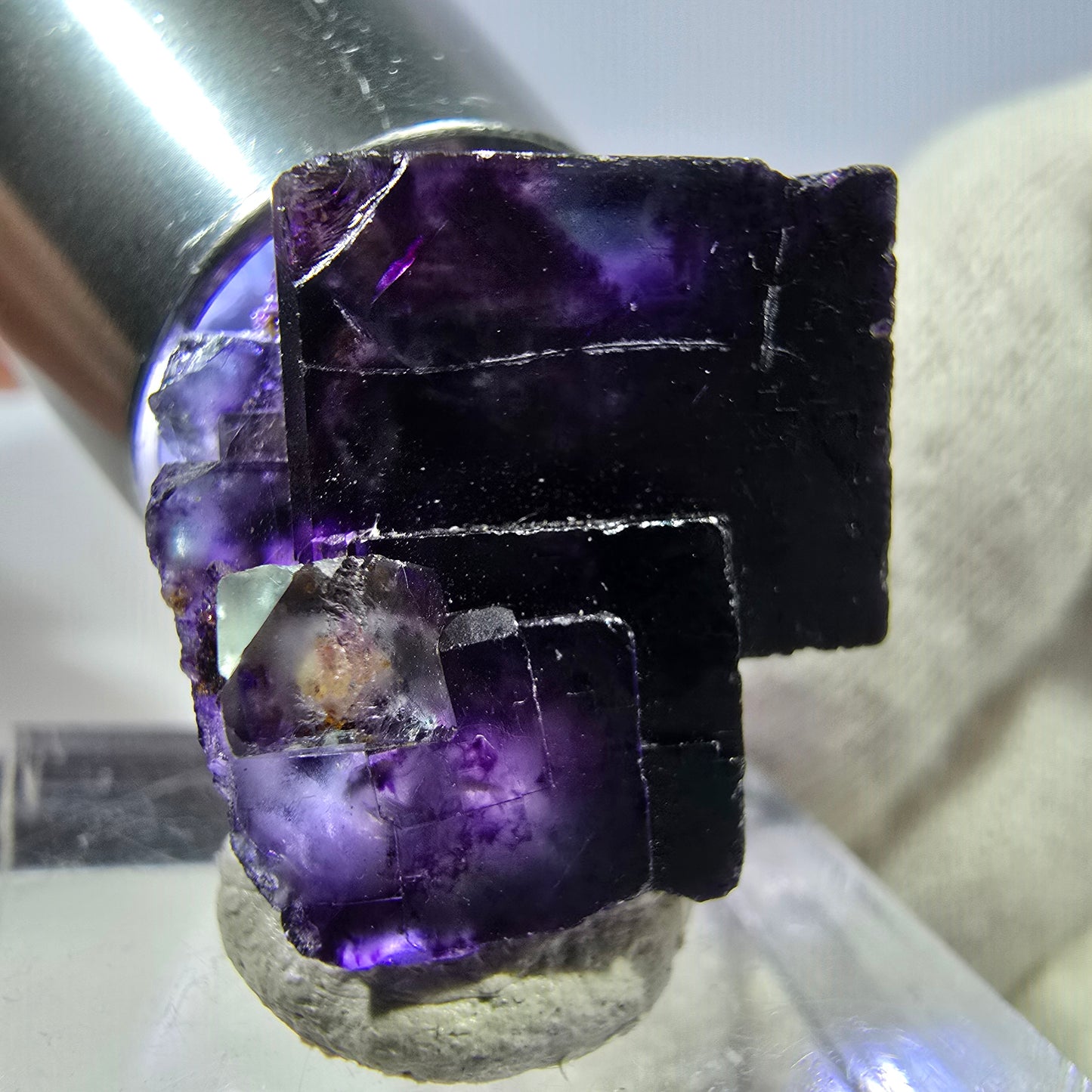 Spécimen rare de cube de fluorite fantôme, vert zonal et violet, Okorusu, Namibie, 24 x 24 x 19 mm 