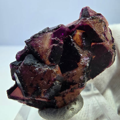 Spécimen rare de cube de fluorite fantôme zonal jaune violet Okorusu, Namibie 40*22*13mm 