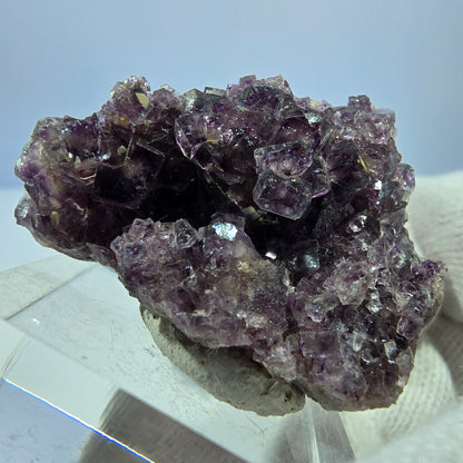 Spécimen rare de cube de fluorite fantôme, vert zonal et violet, Okorusu, Namibie, 38 x 28 x 12 mm