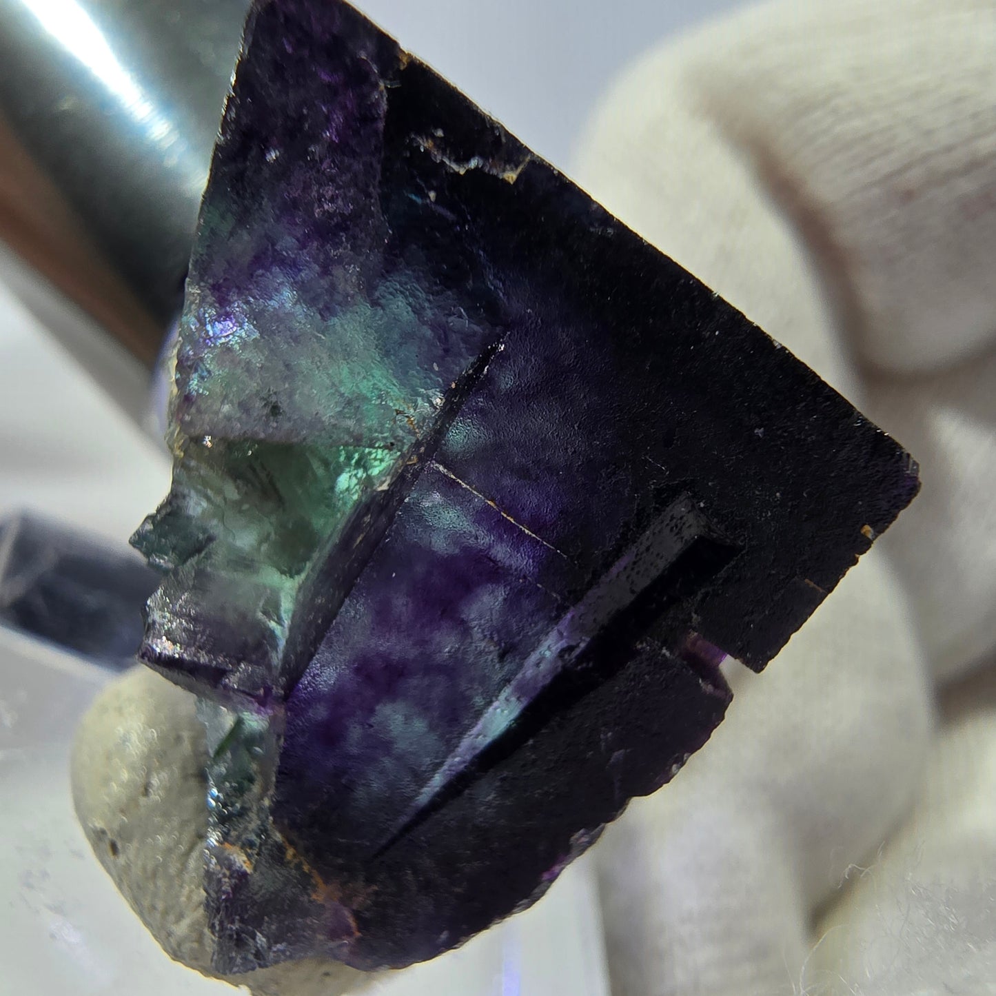 Rare cube de fluorite fantôme, vert violet zonal Okorusu, Namibie 28*21*20 mm 
