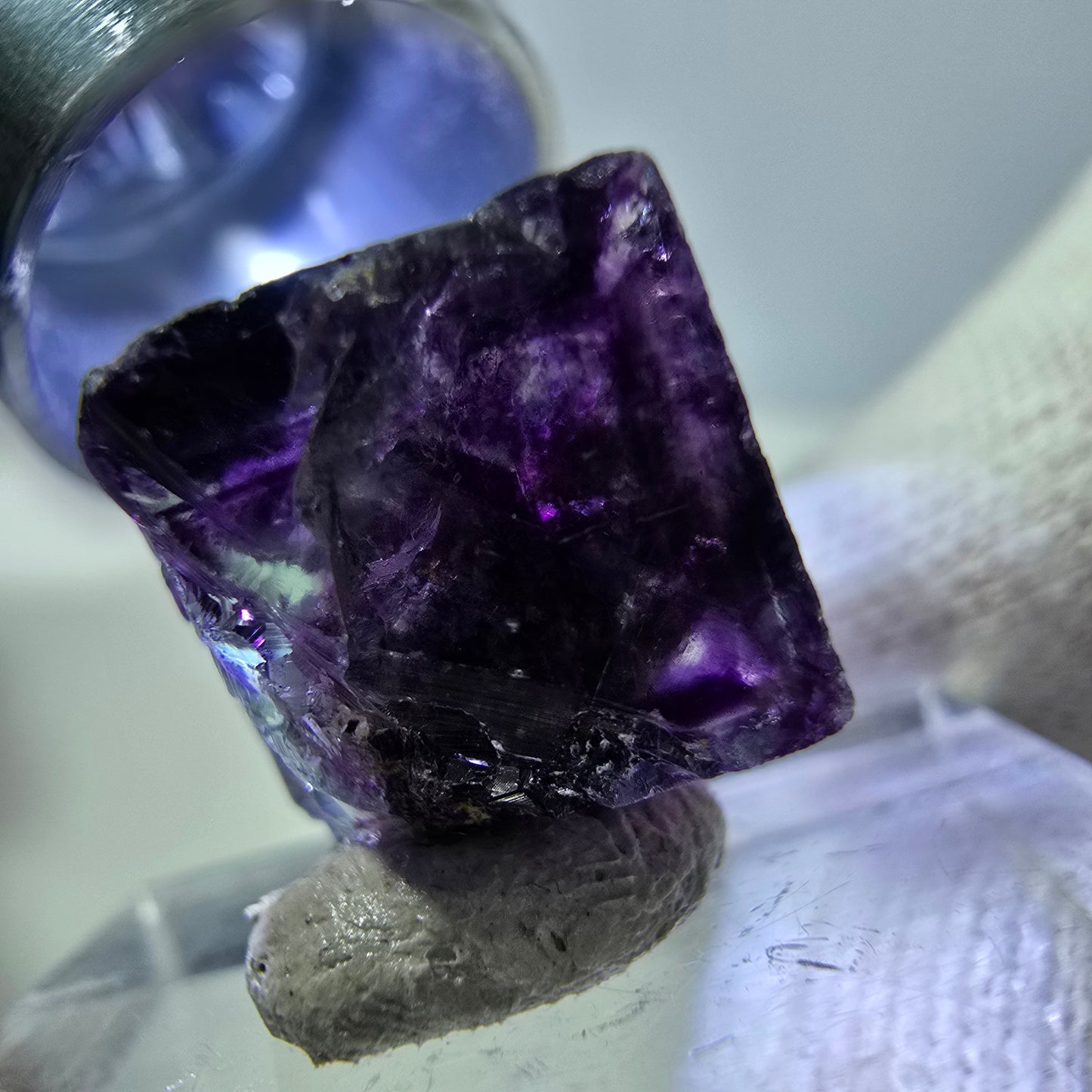 Rare cube de fluorite fantôme zonal, vert violet Okorusu, Namibie 16*16*13mm 