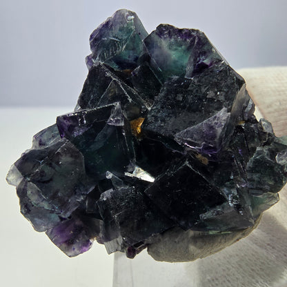 Spécimen zonal de cube de fluorite fantôme, vert violet, Okorusu, Namibie, 41 x 31 x 15 mm 