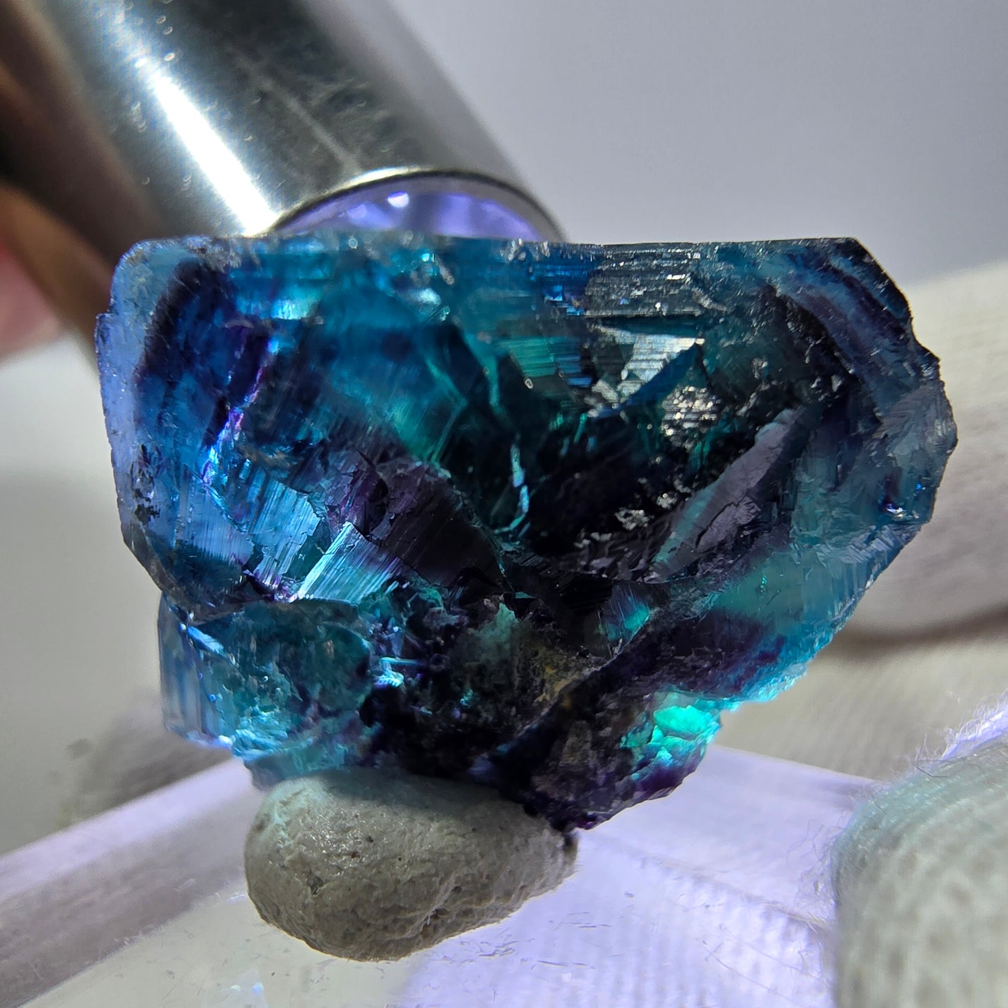 Spécimen de cube de fluorite fantôme, zonal – Nouvelle découverte ! Okorusu, Namibie, 27 x 22 x 15 mm 