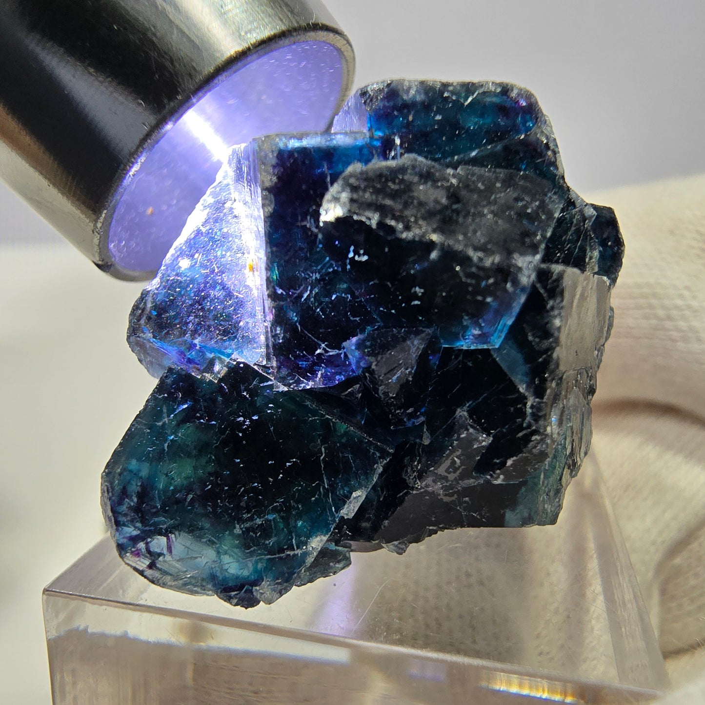 Spécimen de cube de fluorite fantôme, zonal – Nouvelle découverte ! Okorusu, Namibie, 37 x 27 x 23 mm 
