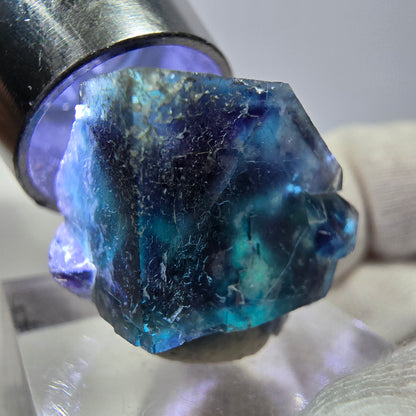 Spécimen de cube de fluorite fantôme, zonal – Nouvelle découverte ! Okorusu, Namibie, 23 x 20 x 13 mm 