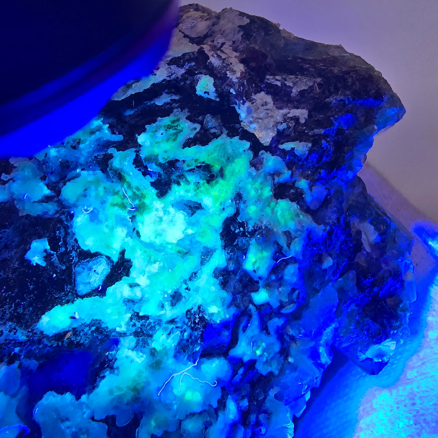 Fluorite fantôme XL, muscovite, hyalite, quartz fumé, tourmaline Schörl, Erongo, Namibie, 134 x 100 x 77 mm 