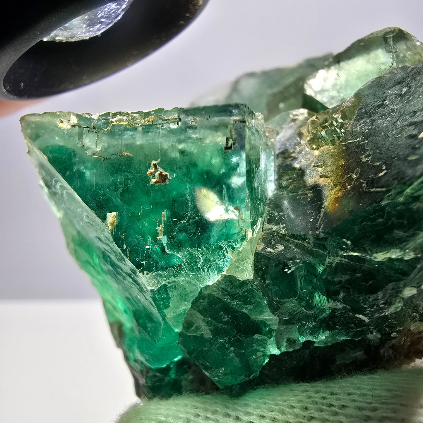 Grand spécimen de cube de fluorite fantôme, vert parqueté Okorusu, Namibie 80*72*49mm 