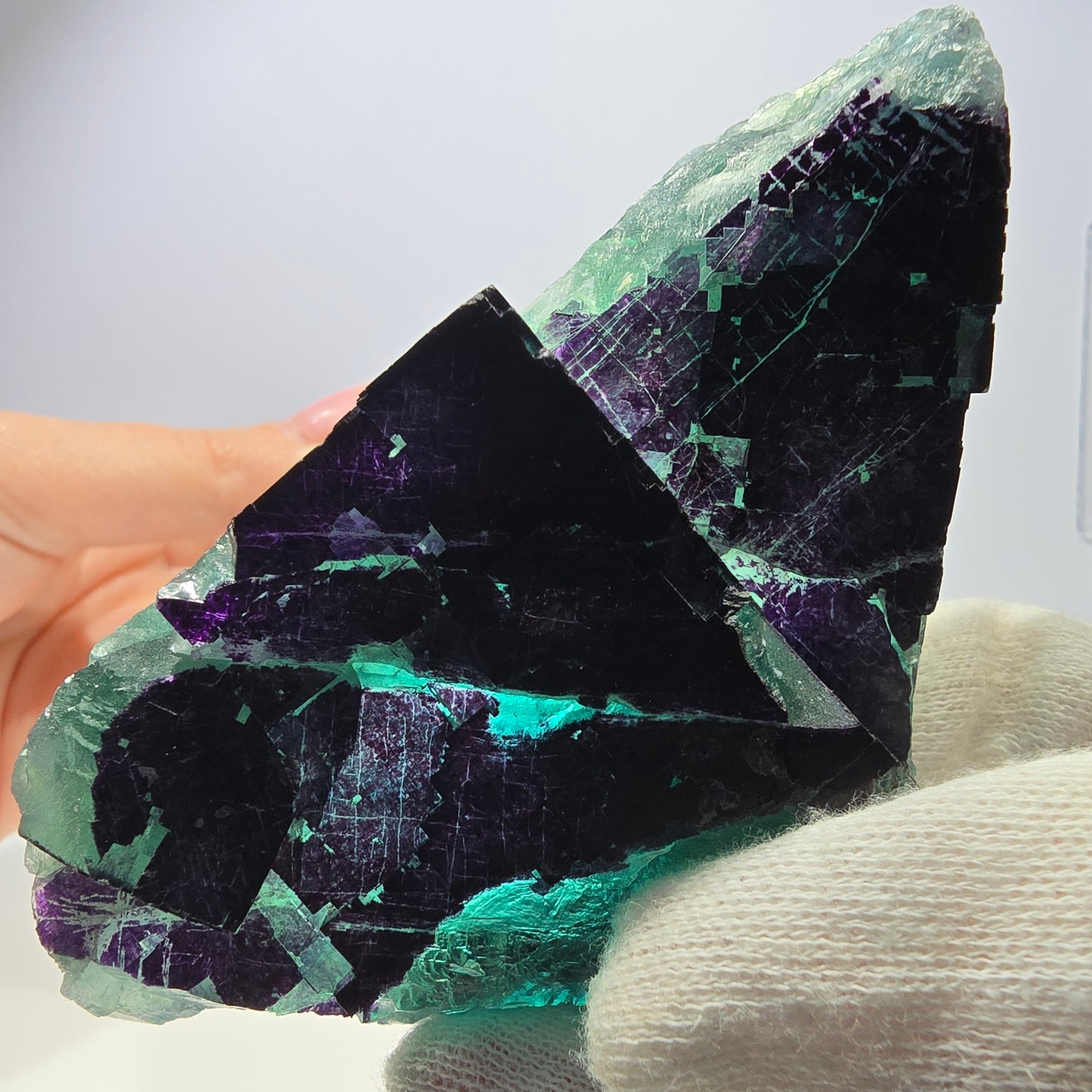 Grand spécimen de cube de fluorite fantôme vert violet zonal 11:11 Angel Pocket, Namibie 103*61*33mm 