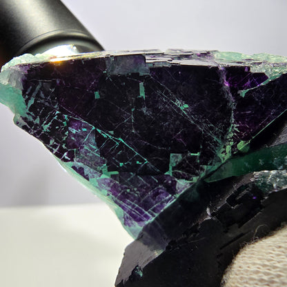 Grand spécimen de cube de fluorite fantôme vert violet zonal 11:11 Angel Pocket, Namibie 103*61*33mm 