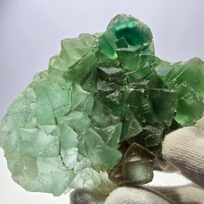 Grand cube de fluorite fantôme étagé, vert Okorusu Namibie 100*74*22mm 