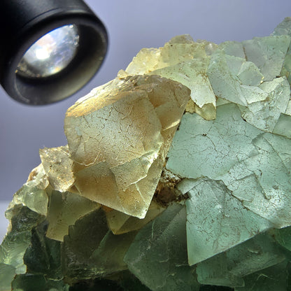 Grand cube de fluorite fantôme étagé, vert Okorusu Namibie 100*74*22mm 