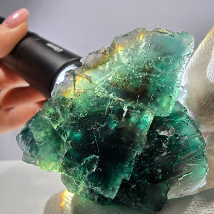 Grand cube de fluorite fantôme à gradins, Okorusu, Namibie, 74 x 65 x 33 mm 