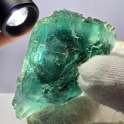 Spécimen de cube de fluorite fantôme transparente, parqueté Okorusu Namibie 66*54*34mm 