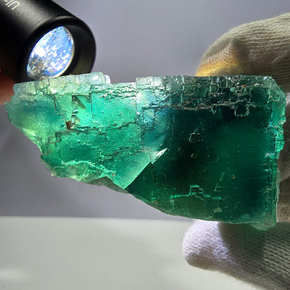 Rare spécimen de cube de fluorite fantôme, parqueté vert Okorusu, Namibie, 80 x 50 x 37 mm 