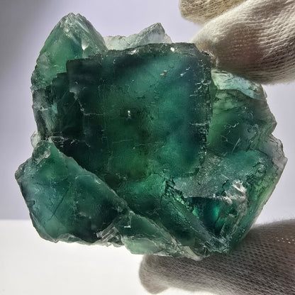 Rare spécimen de cube de fluorite fantôme, parqueté vert Okorusu, Namibie, 77 x 73 x 27 mm 