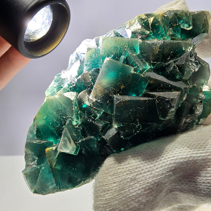 Rare spécimen de cube de fluorite fantôme, parqueté vert Okorusu, Namibie, 92 x 61 x 38 mm 