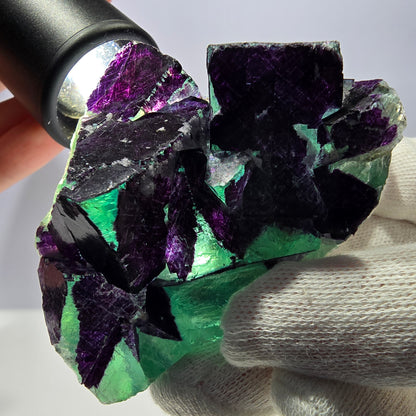 Spécimen de cube de fluorite fantôme vert violet zonal 11:11 Angel Pocket, Namibie 67*52*25mm 