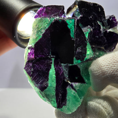 Spécimen de cube de fluorite fantôme vert violet zonal 11:11 Angel Pocket, Namibie 67*52*25mm 