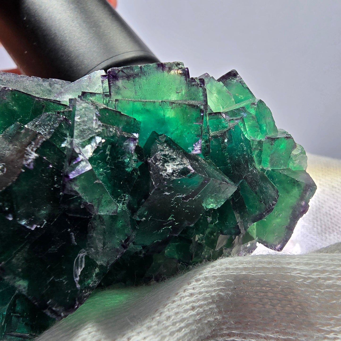 Spécimen de cube de fluorite fantôme, parqueté zonal Okorusu Namibie 74*50*50mm 