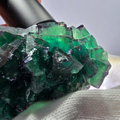 Spécimen de cube de fluorite fantôme, parqueté zonal Okorusu Namibie 74*50*50mm 