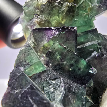 Rare spécimen de cube de fluorite fantôme, parqueté zonal Okorusu Namibie 76 x 62 x 27 mm 