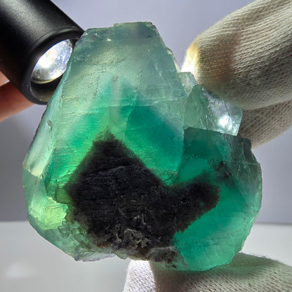 Spécimen de cube de fluorite fantôme, parqueté zonal Okorusu Namibie 65*65*30mm 