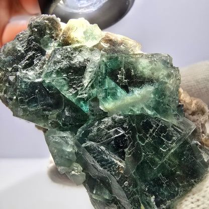 Seltene Phantom Fluorit Würfel Stufe parkettiert grün Okorusu Namibia 74*42*33mm