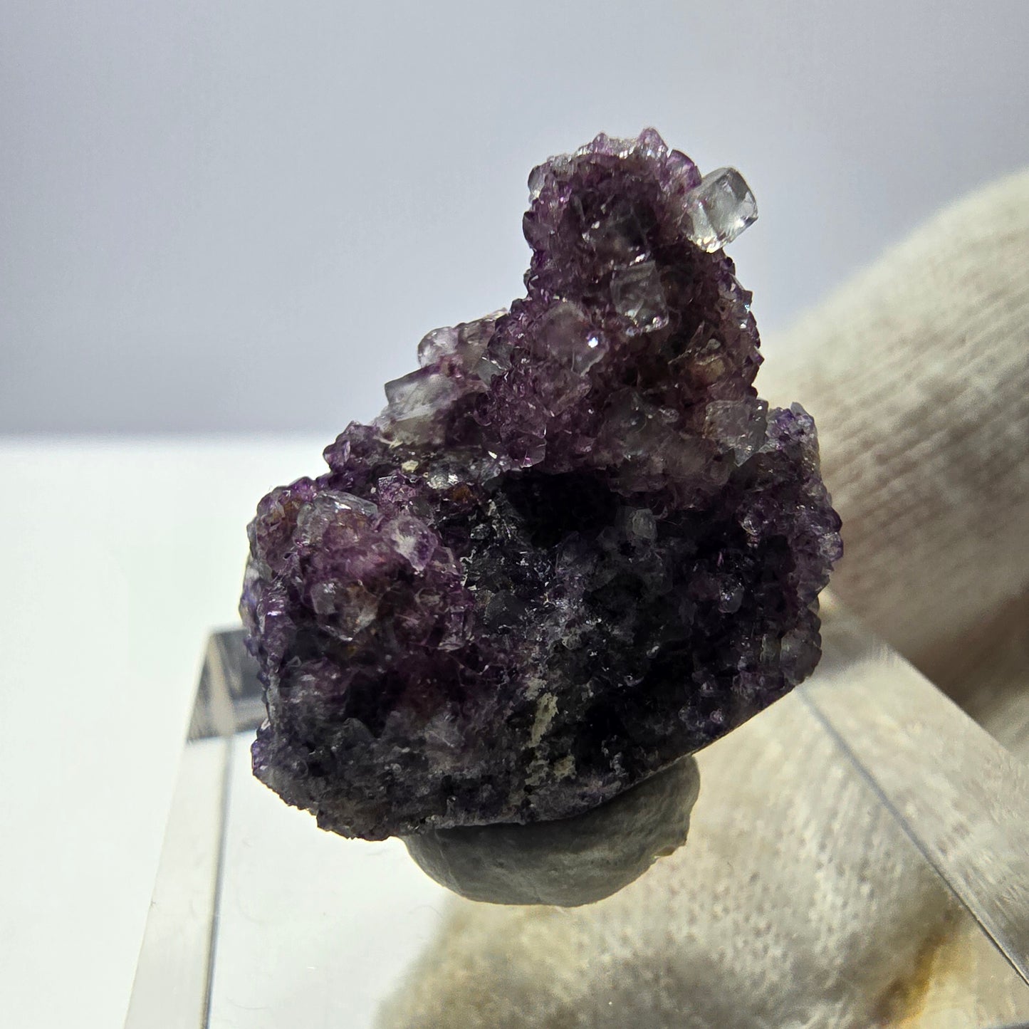 Spécimen de cube de fluorite fantôme, violet Okorusu, Namibie 23 x 17 x 10 mm 