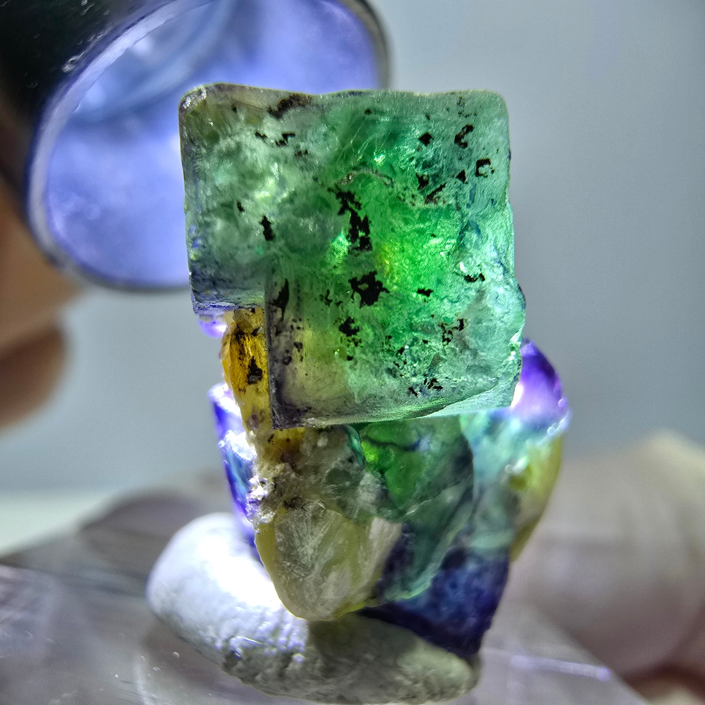 Phantom Fluorite Cube, zonal, Muscovite specimen Erongo, Namibia 24*14*13mm 