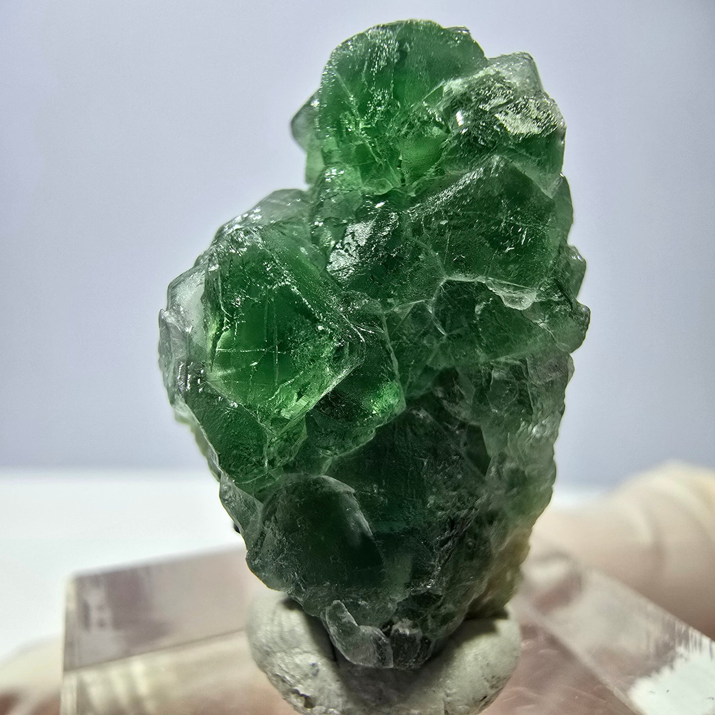 Cube de fluorite fantôme, muscovite et tourmaline Schorl, spécimen d'Erongo, Namibie, 29 x 19 x 17 mm 