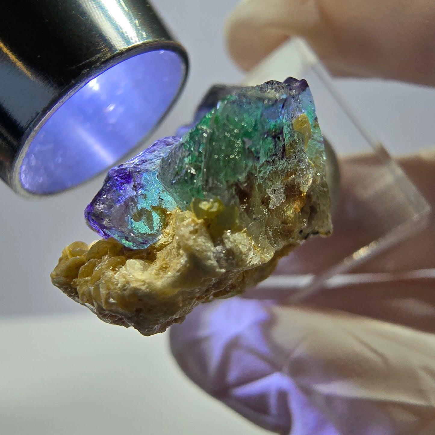 Cube de fluorite fantôme, zonal, spécimen de muscovite, Erongo, Namibie, 38 x 21 x 19 mm 