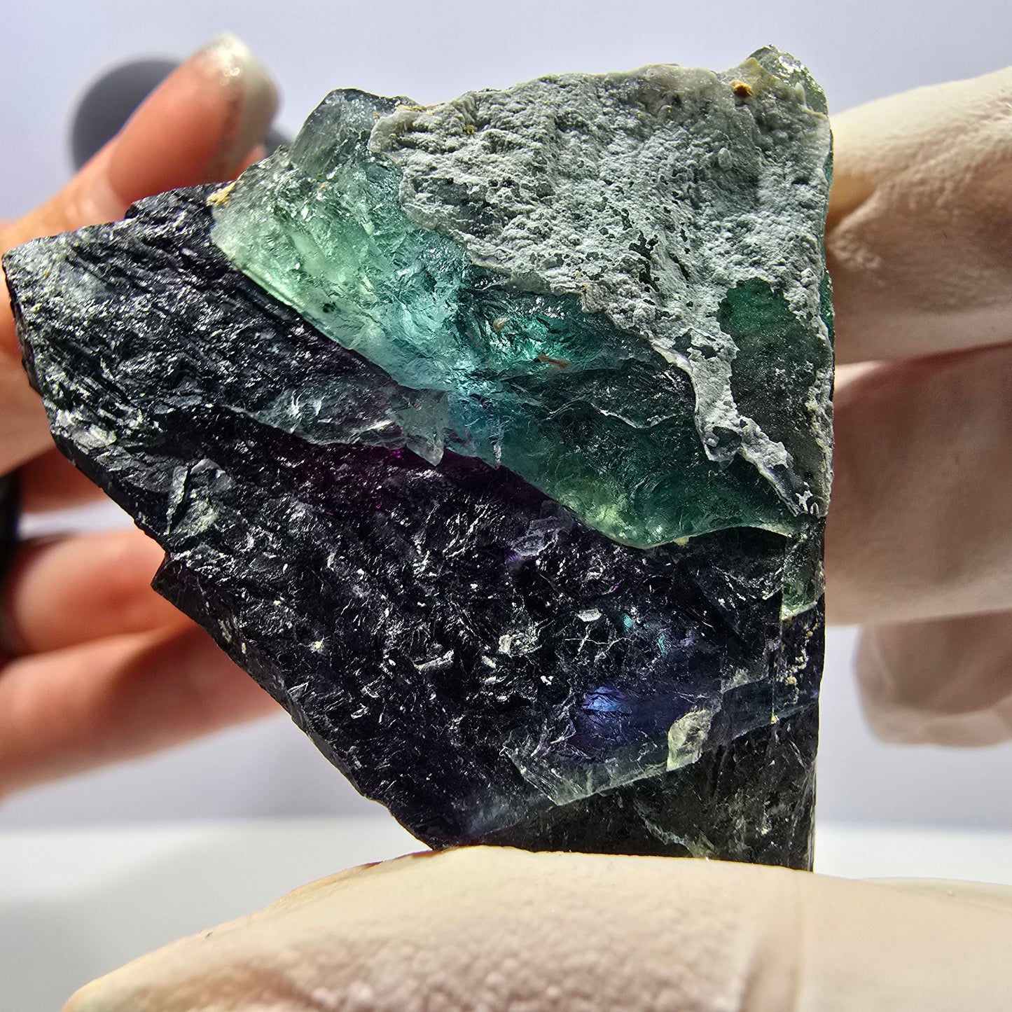 Spécimen de cube de fluorite fantôme vert violet zonal 11:11 Angel Pocket, Namibie 49*47*32mm 