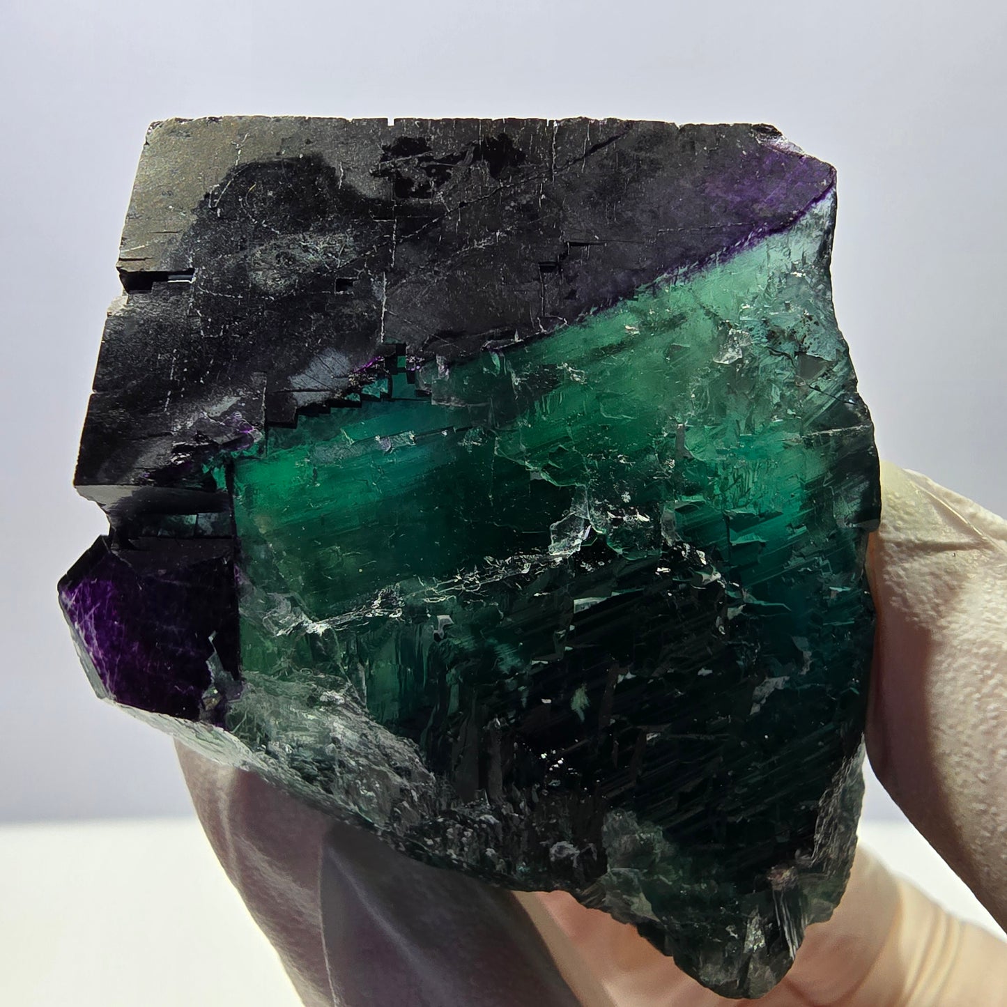 Spécimen de cube de fluorite fantôme vert violet zonal 11:11 Angel Pocket, Namibie 67*53*42mm 