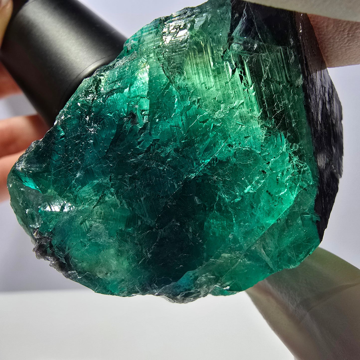 Spécimen de cube de fluorite fantôme vert violet zonal 11:11 Angel Pocket, Namibie 67*53*42mm 
