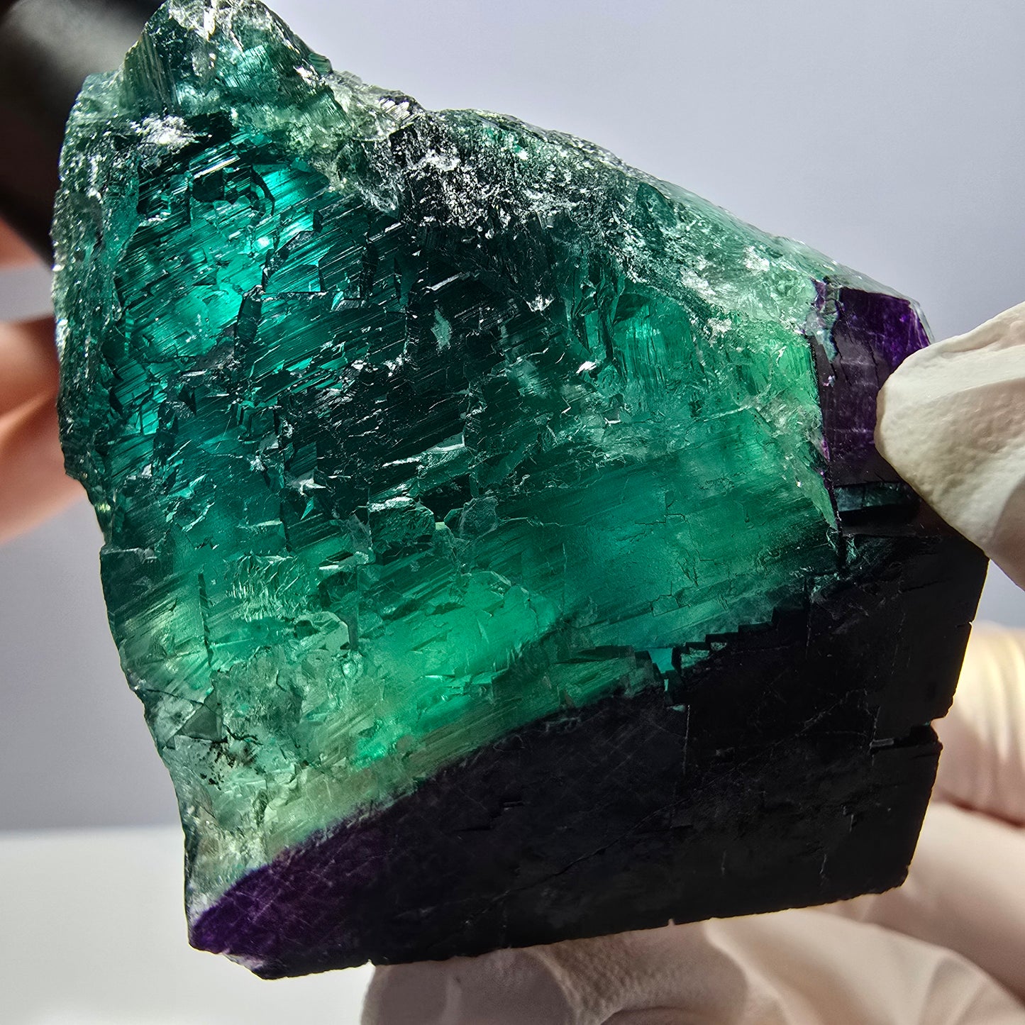 Spécimen de cube de fluorite fantôme vert violet zonal 11:11 Angel Pocket, Namibie 67*53*42mm 