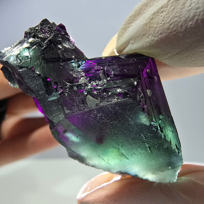 Spécimen de cube de fluorite fantôme vert violet zonal 11:11 Angel Pocket, Namibie 43*31*28mm 