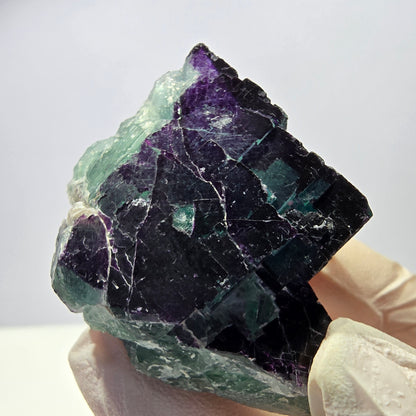 Spécimen de cube de fluorite fantôme vert violet zonal 11:11 Angel Pocket, Namibie 54*38*38mm 