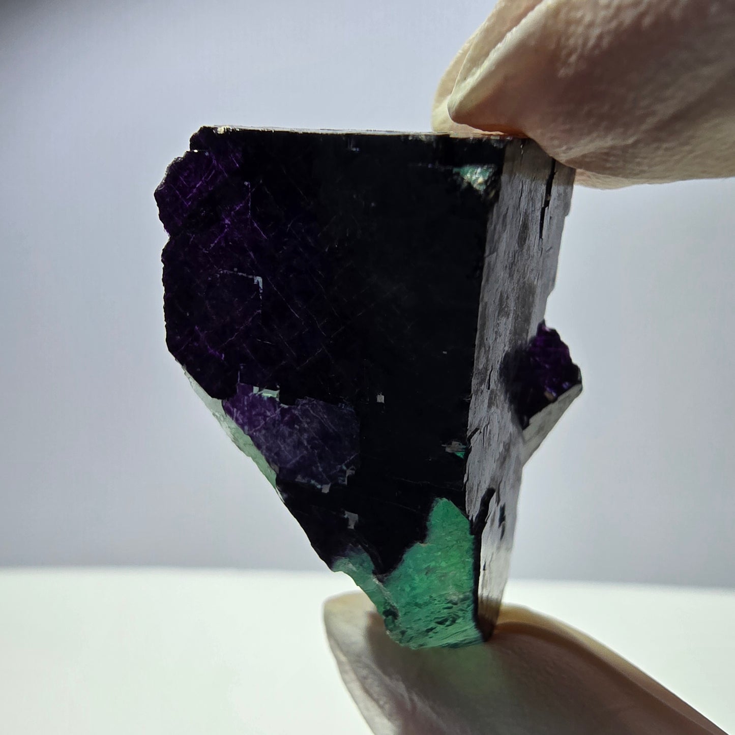 Spécimen de cube de fluorite fantôme vert violet zonal 11:11 Angel Pocket, Namibie 41*33*18mm 